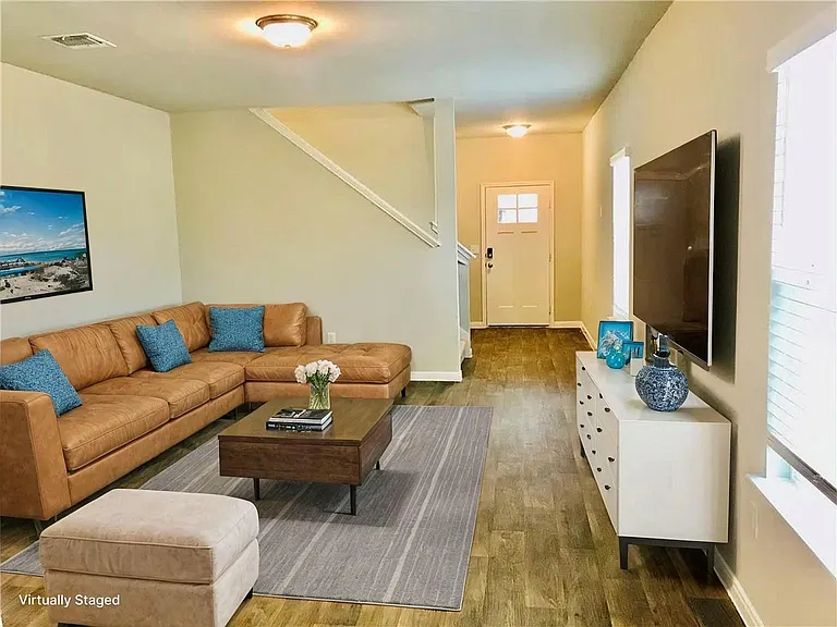 1225 Fairhaven Gtwy — Photo 3