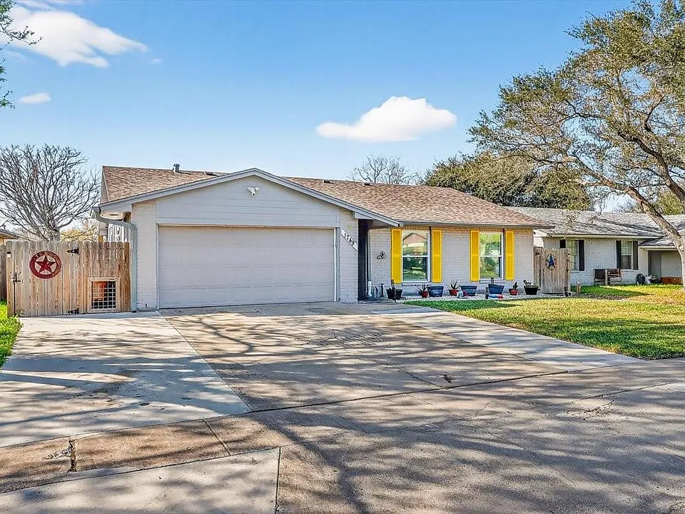 1749 Dawn Breeze Dr