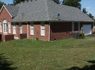 121 Gladford Xing, Leitchfield, KY 42754