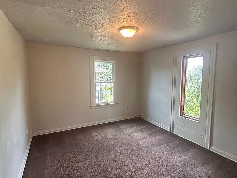 4319 S Park Dr — Photo 6