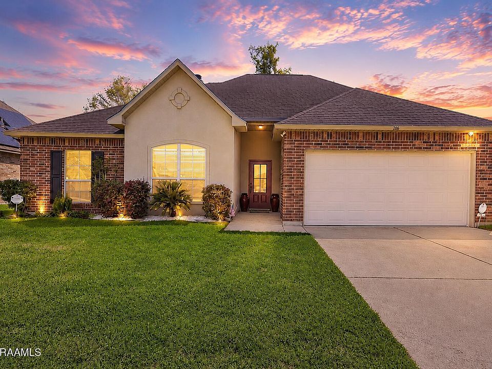1st image of 206 Fieldview Dr