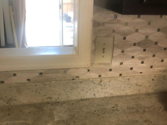 5th image of 102 Beacon Way