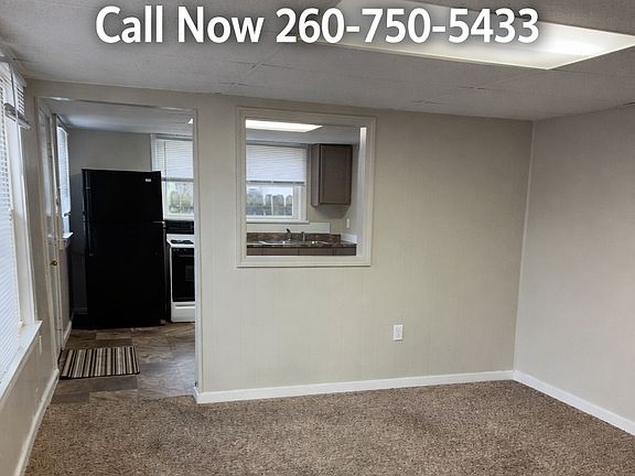 2nd image of 1211 W Jefferson Blvd #5