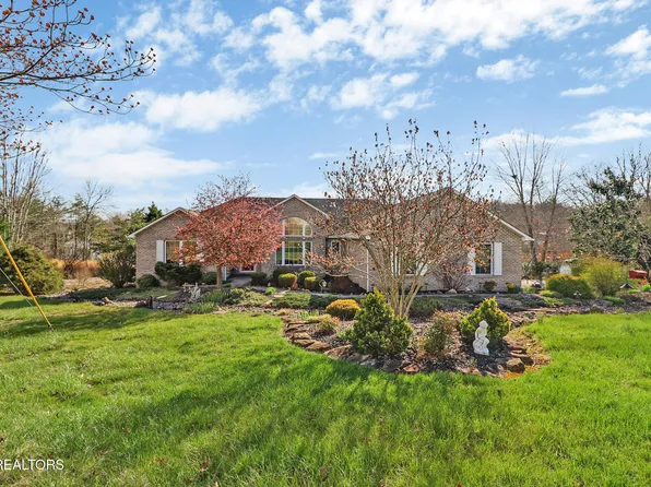 931 Modac Dr, Crossville, TN 38572