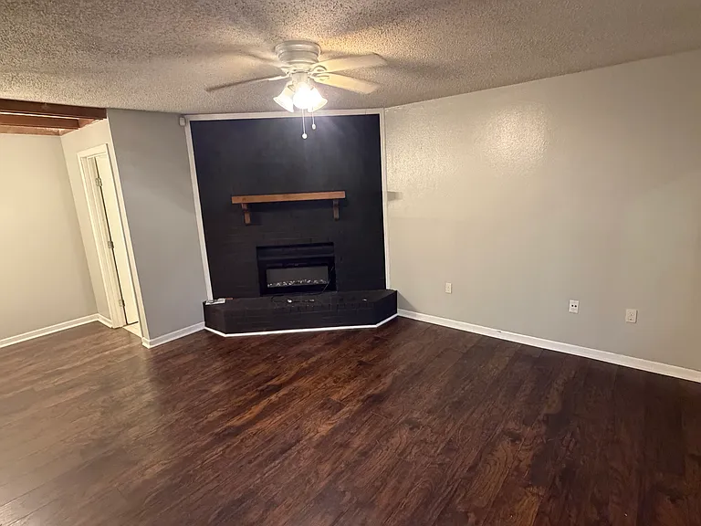 15864 S Sanderland Ave #1 — Photo 3