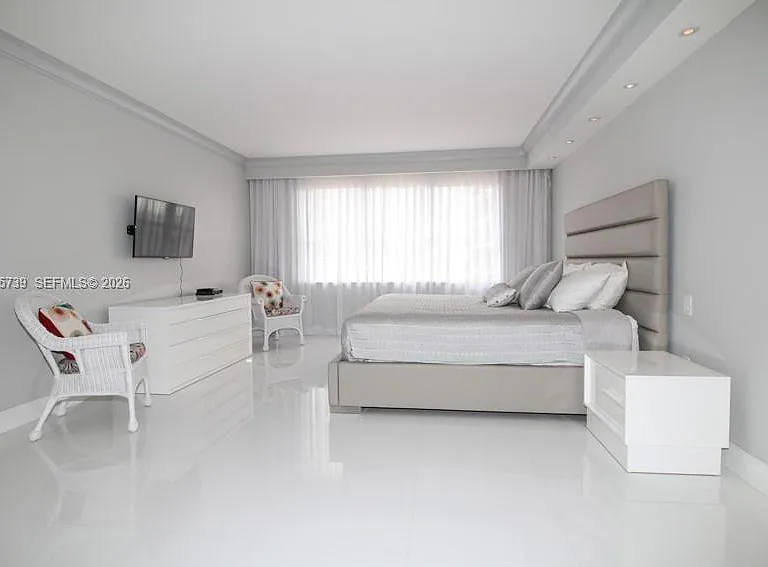 9801 Collins Ave #9W — Photo 18