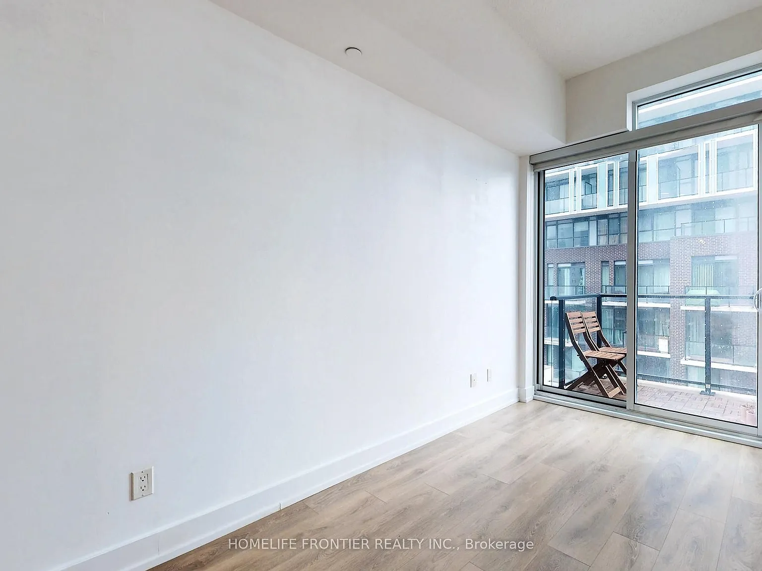 1 bed, $2,100 — Photo 2