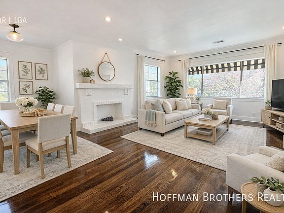 3rd image of 1251 N Beachwood Dr #1/2