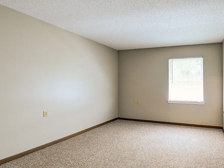 Heritage House — Photo 10