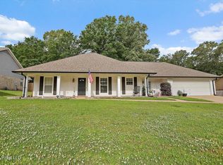 19 Lamplighter Rd, Pearl, MS 39208