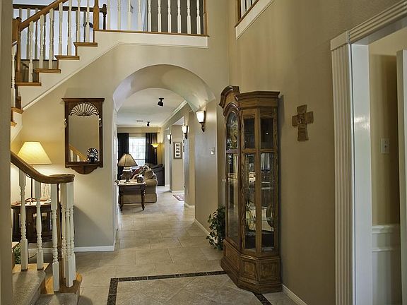 5th image of 2206 Belle Grove Dr