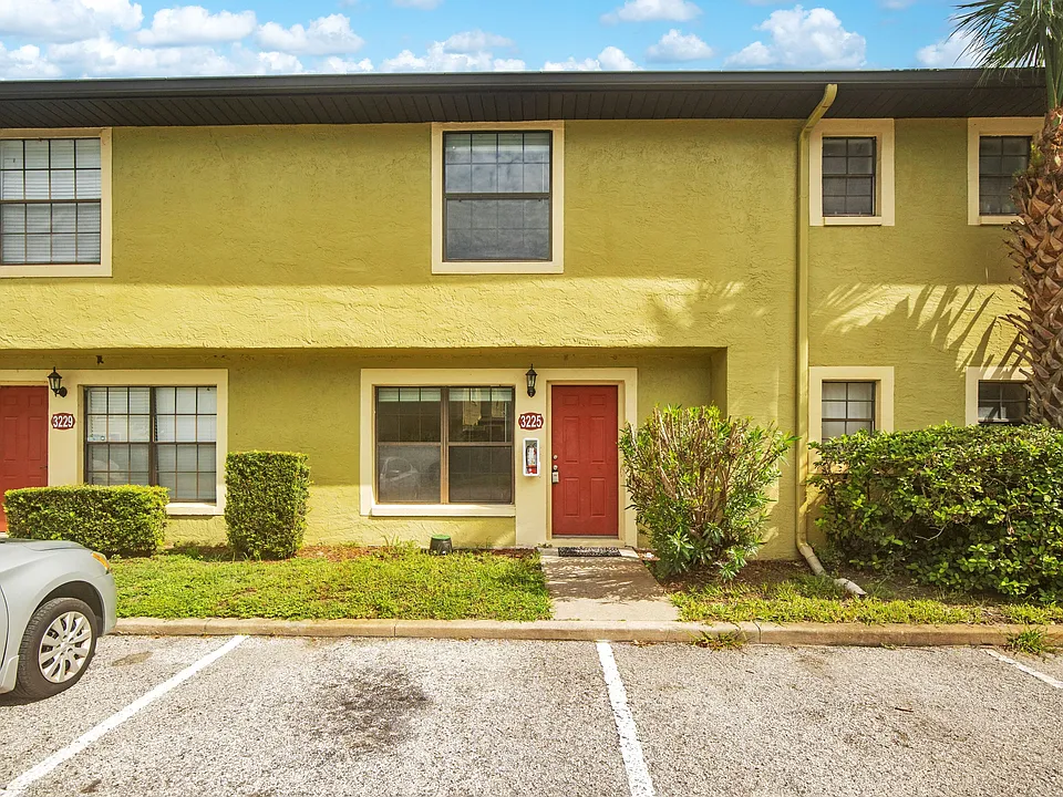 3225 Oak Lawn Pl #1
