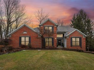 5000 Corkwood Dr, North Royalton, OH 44133