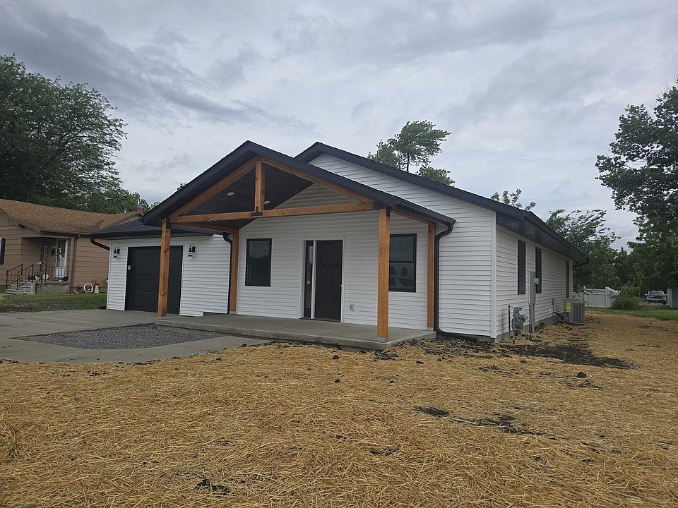 2nd image of 1005 Augusta Rd