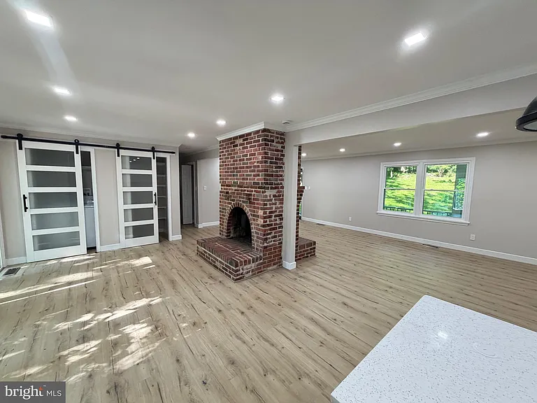 1901 Ridge Rd — Photo 10