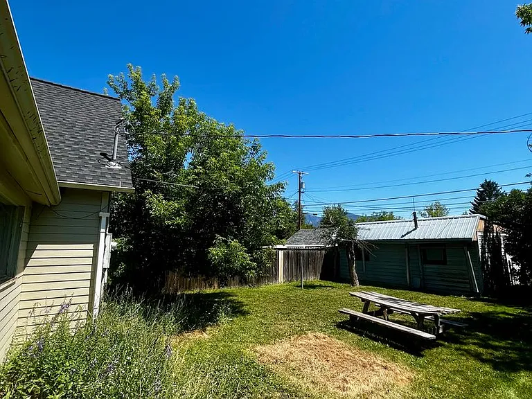 506 N Grand Ave — Photo 25