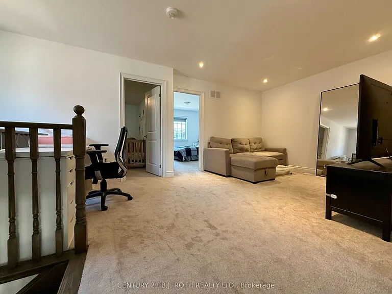13 Harvest Cres — Photo 17