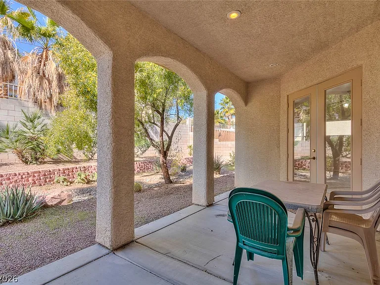 3131 Surf Spray St — Photo 54