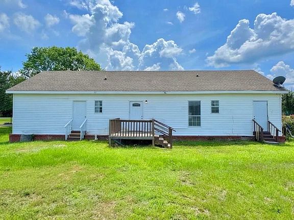 3rd image of 1514 Hogan Rd