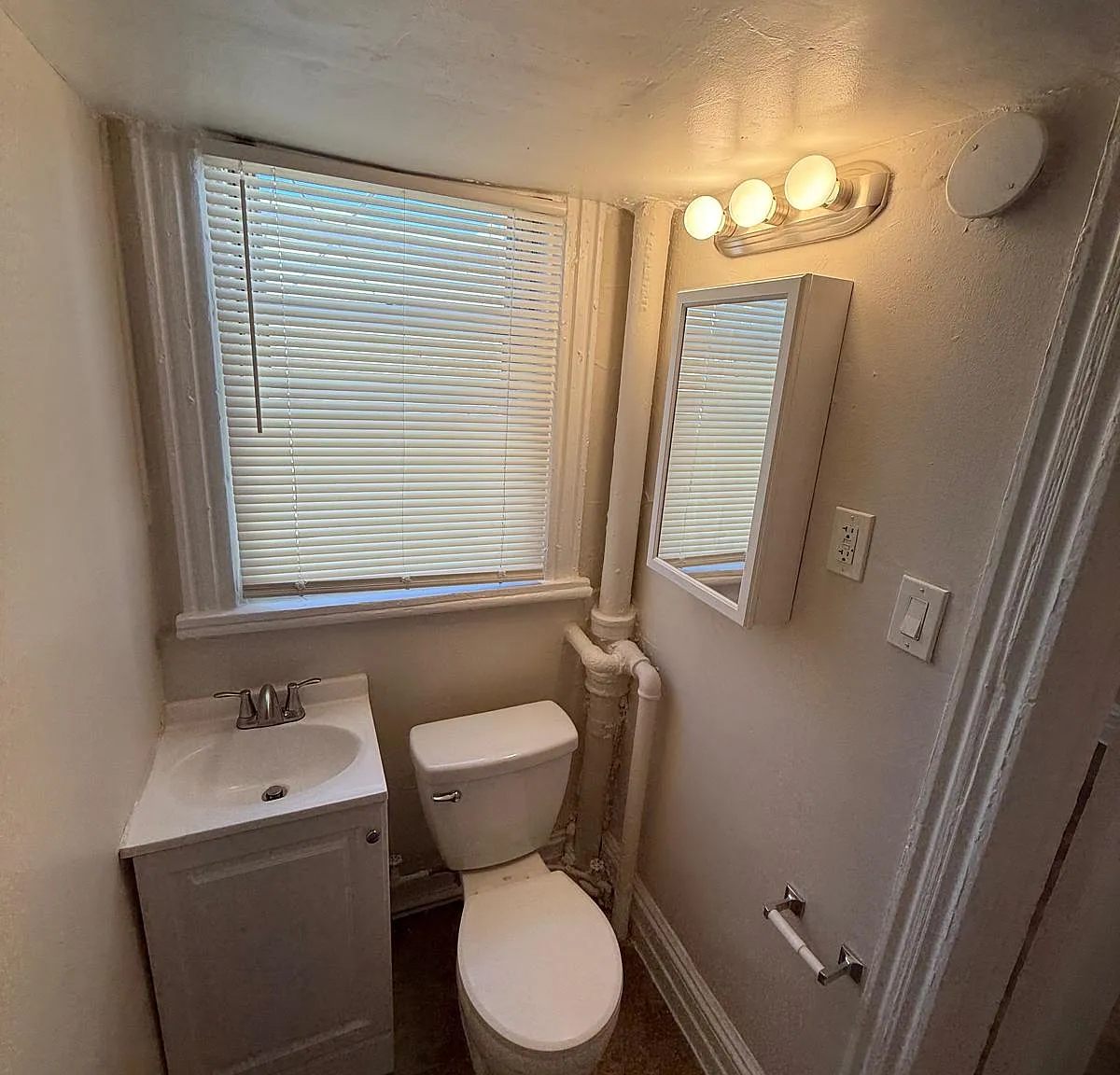 Studio, 400 sqft, $1,275 — Photo 4
