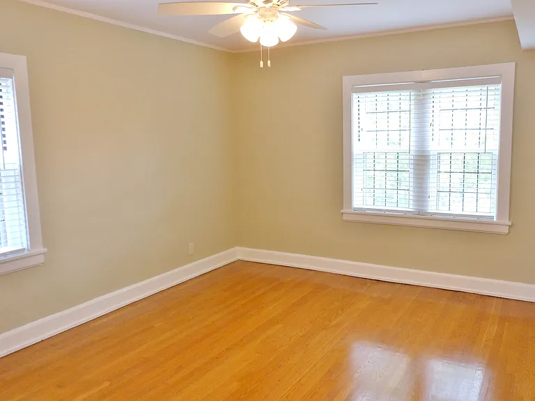 7515 Parkdale Ave — Photo 7