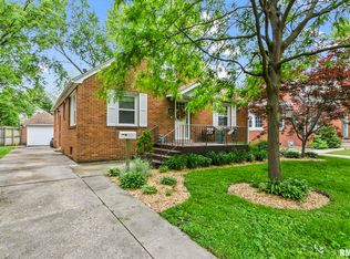 2101 S Whittier Ave, Springfield, IL 62704