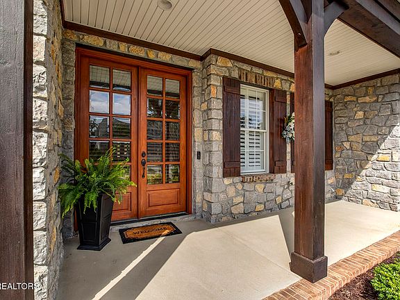 4th image of 10118 Autumn Valley Ln