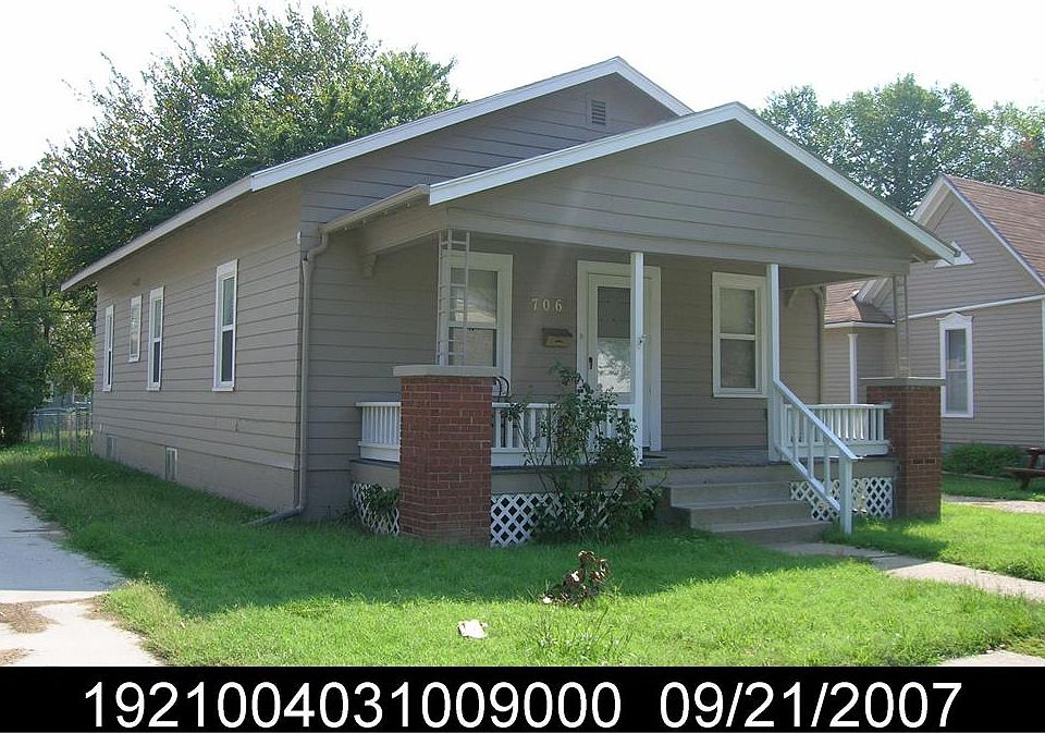 1st image of 706 Exchange St