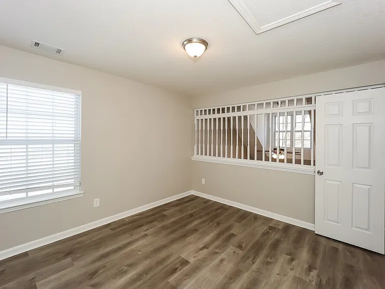 4423 Ravenwood Dr — Photo 10