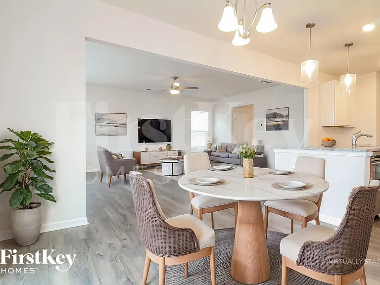 604 Goldburn Way — Photo 6
