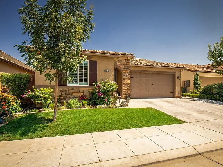 3563 Encino Ave Elevation