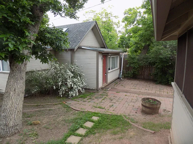 432 E Kiowa St — Photo 66