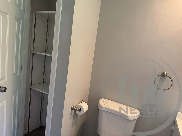 10 Nichols St #4 — Photo 29