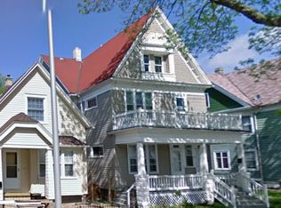 1131 N 24th St #A, Milwaukee, WI 53233