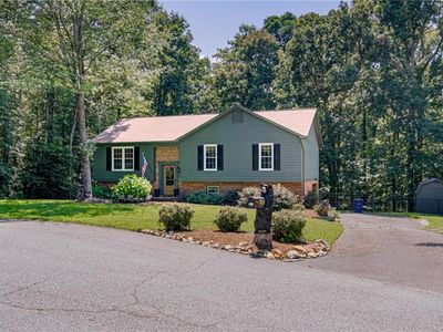 5974 Honeycomb Ln, Pfafftown, NC, 27040