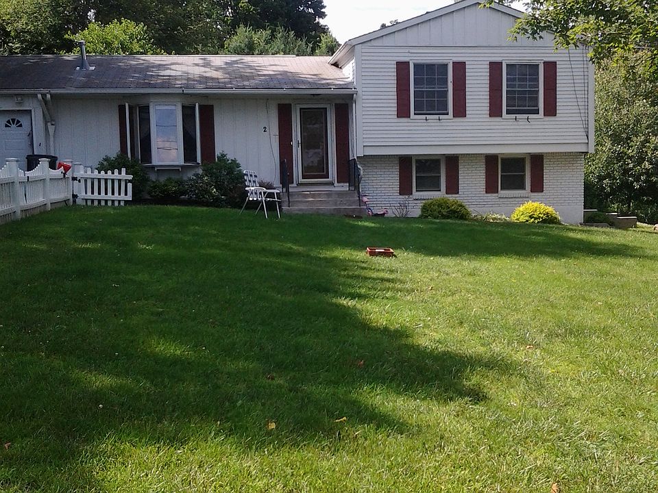 1st image of 2 Collier Dr W