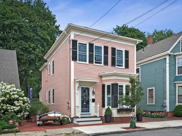 67 Purchase St, Newburyport, MA 01950