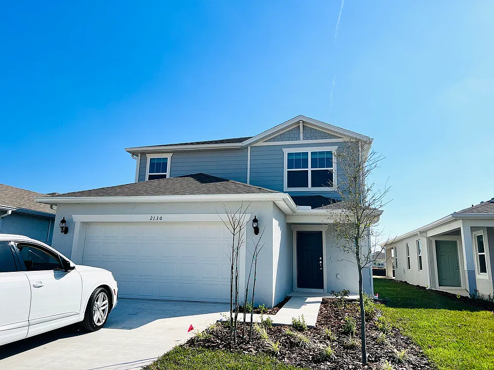 2130 Charming Ave