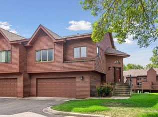 12526 Parkwood Dr, Burnsville, MN 55337