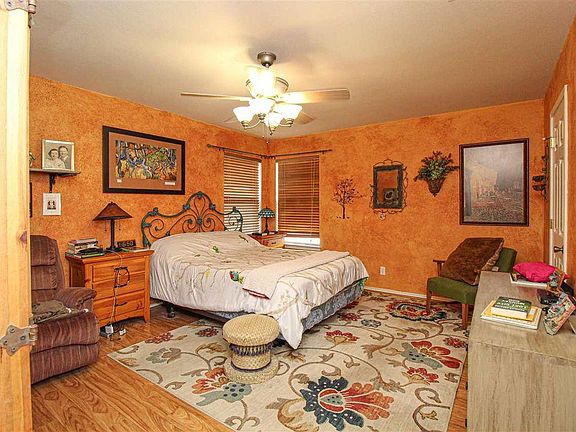 3rd image of 1764 Aransas Pass Dr