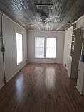 5th image of 101.5 E Hallsell St