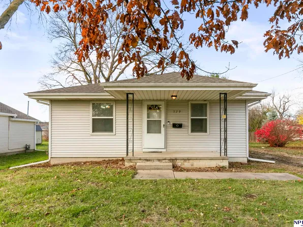 529 N 16th St, Blair, NE 68008