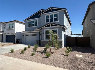 8255 E Petunia Ave, Mesa, AZ 85212
