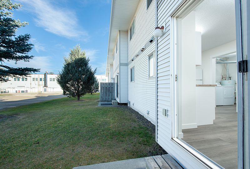 Spruce Grove Apartment for rent - 2 Bedrooms — photo 59