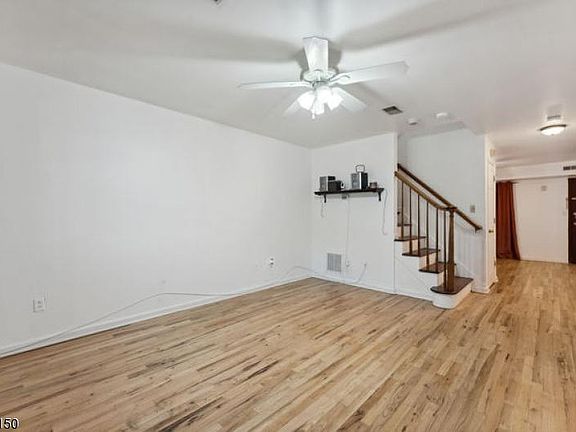 4th image of 343-345 18th Ave