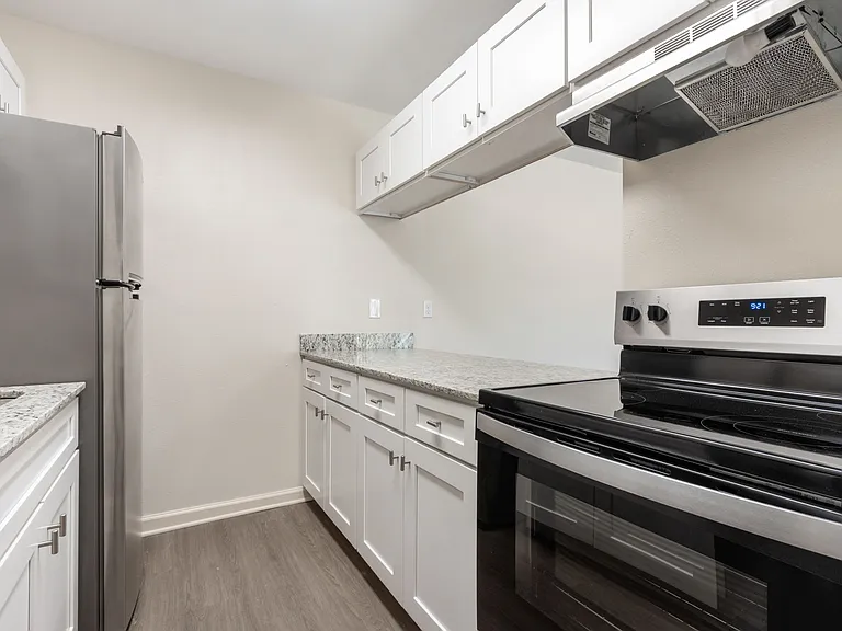 Acadia Park Apartments — Photo 30