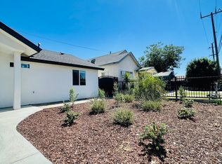 207 E 3rd St, Bakersfield, CA 93307