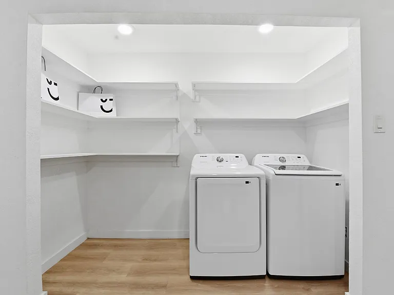 6718 Deer Ridge Ln — Photo 3