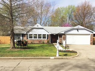 1741 SE Orchard Ln, Bartlesville, OK 74006