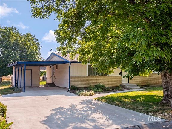4th image of 638 Meadow Dr